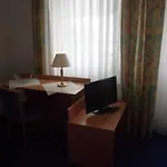 Zur Altstadt 3*